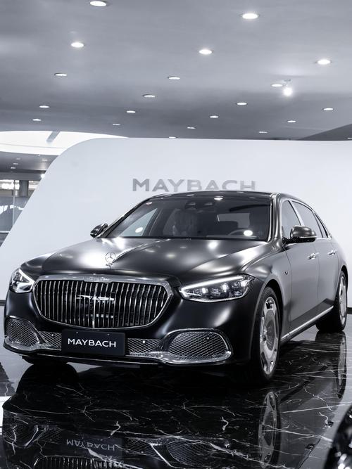 东莞石排镇福扬建企业管理咨询岚图汽车的售后服务让用户无忧出行，迈巴赫未来的豪华车趋势